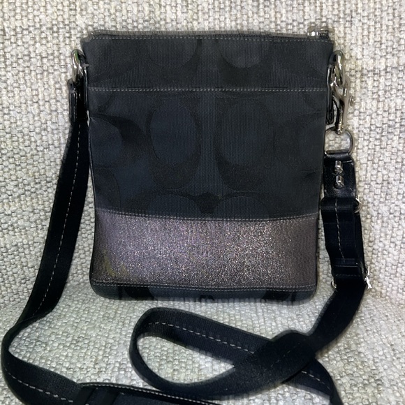 Coach 42029 black crossbody purse Shoulder Strap Bag Monogram Signature - Picture 2 of 9